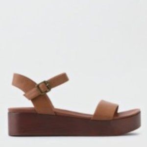 NWT: AEO Tan Double Strap Platform Sandal sz 8